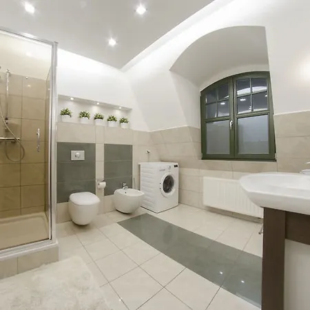 Dom & House Monte Cassino - Haffnera Hotell 2*